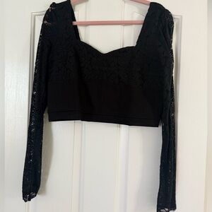 Venus Black Cropped Top with Sheer Lace Sleeves Size Large NWOT